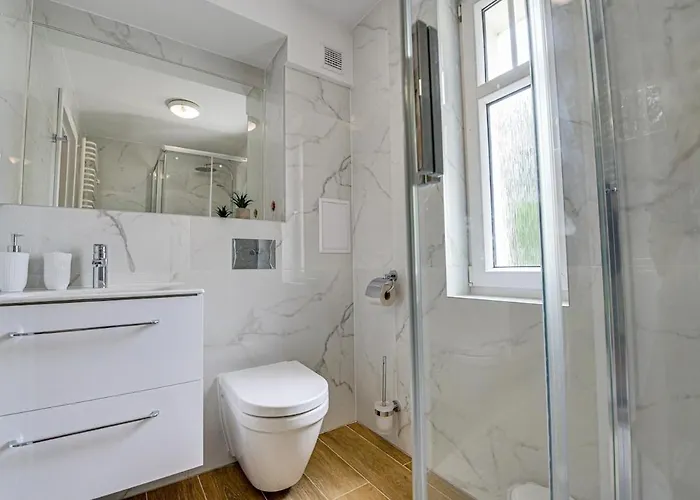 2b 3 43,06qm Newly Renovated, 5 Beds Schwedt/Oder