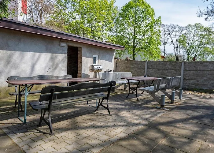 Apartment 2b 3 43,06qm Newly Renovated, 5 Beds