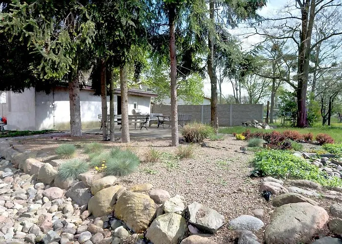 Apartment 2b 3 43,06qm Newly Renovated, 5 Beds *