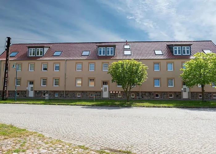Apartment 2b 3 43,06qm Newly Renovated, 5 Beds Schwedt/Oder
